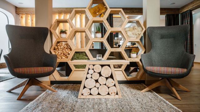 Image: Garni Farmhouse Plang