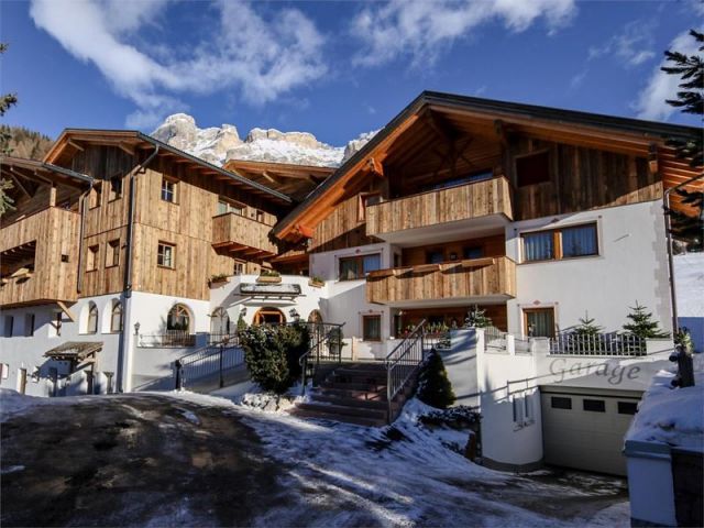 Image: Garni + app. Villa Flora